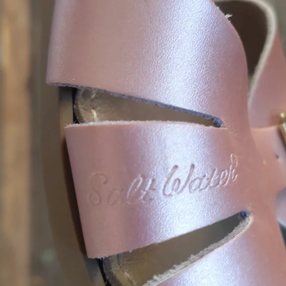 Saltwater Sandals - Picture 4 of 4